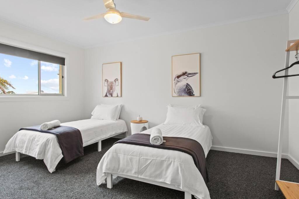 Waterfront Townhouse - Picturesque Marina Views Apartamento Port Lincoln Exterior foto